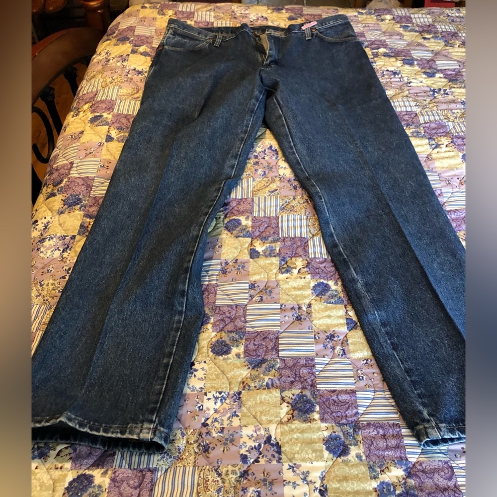 Men’s Wrangler jeans